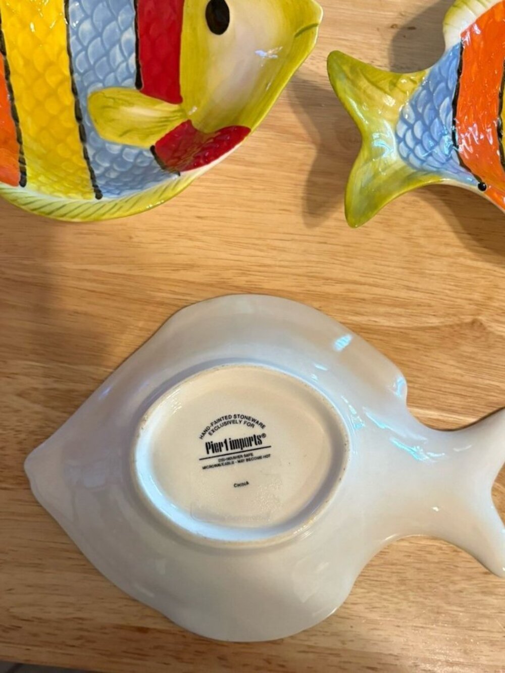 Pier 1 Imports Fish Plates Dishes Colorful Beach Summer Decor Lot Of 3 - V - Picture 3 of 4